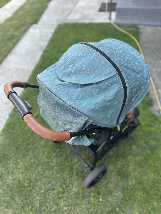 Коляска прогулянкова