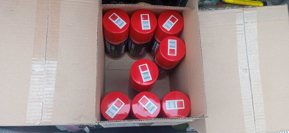 Фарба аерозоль в балоні