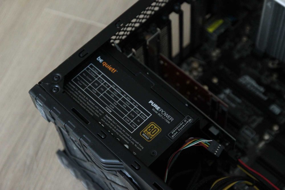 Komputer PC i7-4770K/16gbDDR3/ASRockZ87Extreme4/AIMSC808/bez GPU i HDD
