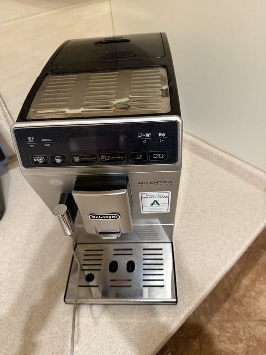 Кавомашина DeLonghi Autentica Cappuccino