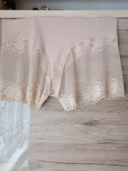 Bielizna damska modelująca