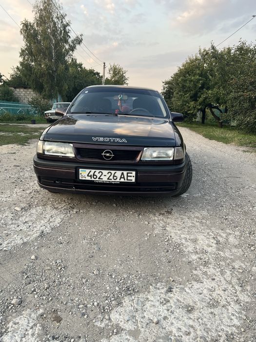Продам опель вектра А 1.8