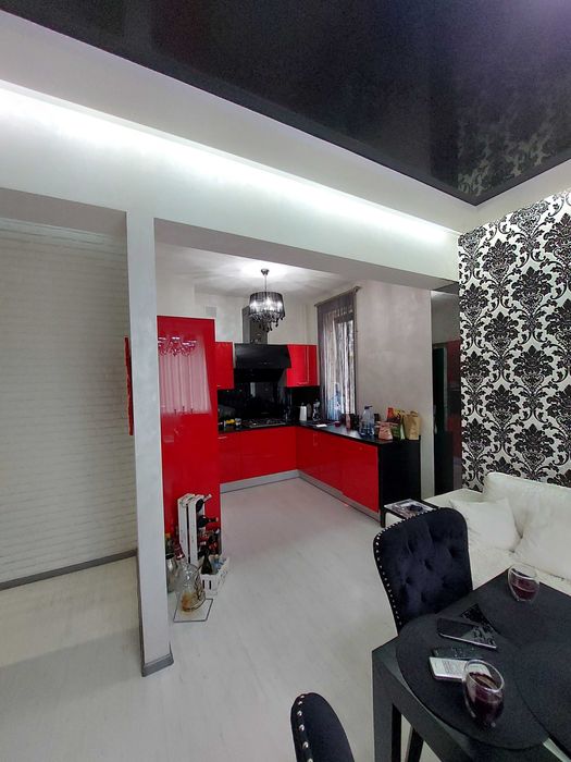 Продаж 3 кімн. з Люкс ремонтом ,технікою ,меблями.пр.Університетьський