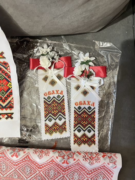 Аксесуар весільний квіточки з рушничком «сваха» (пара)