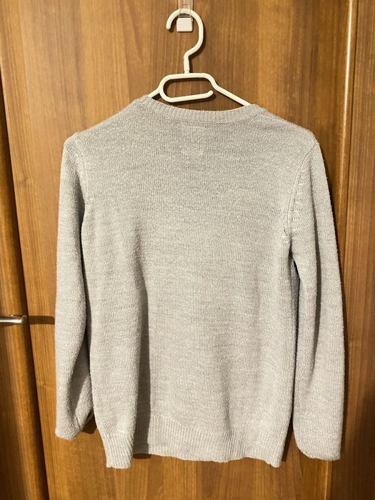 Świąteczny sweter z pingwinem
