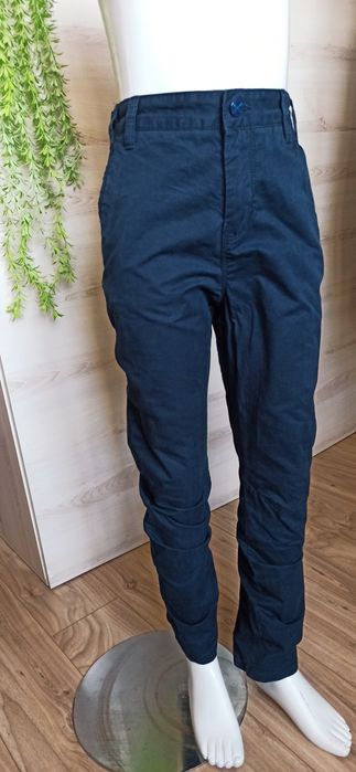 Sg Granatowe spodnie 134 spodnie chłopięce 134