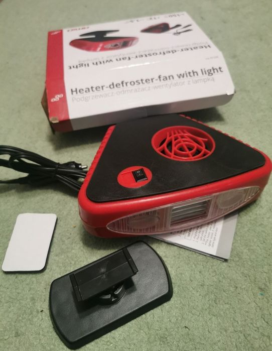 Nagrzewnica termowentylator samochodowy z lampką  Amio