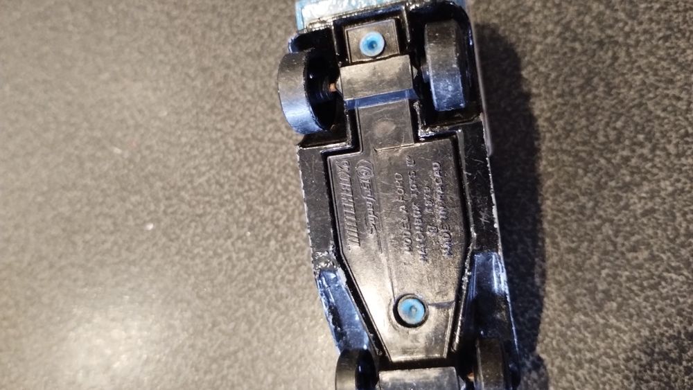 Resorak matchbox furgonetka ford a