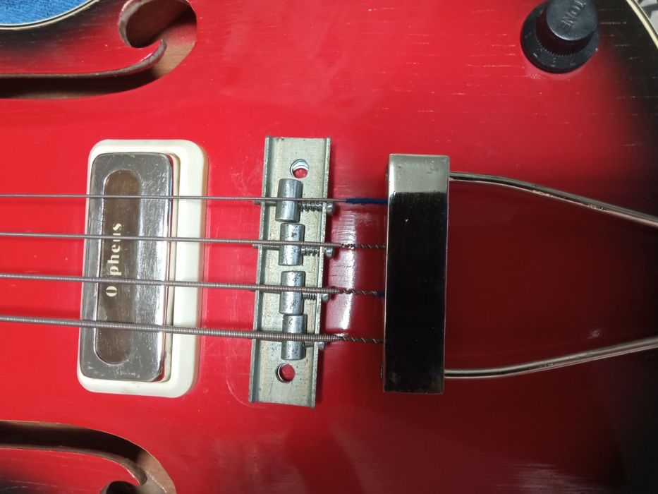 Бас гітара Орфей скрипка