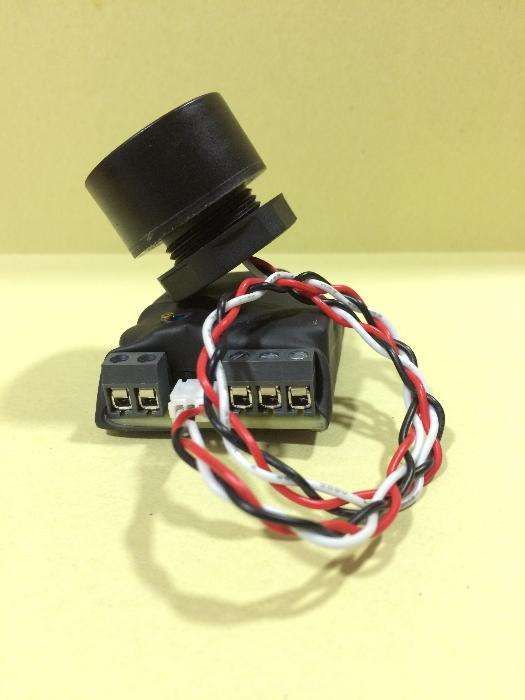 Sensor de nível de líquidos electrónico