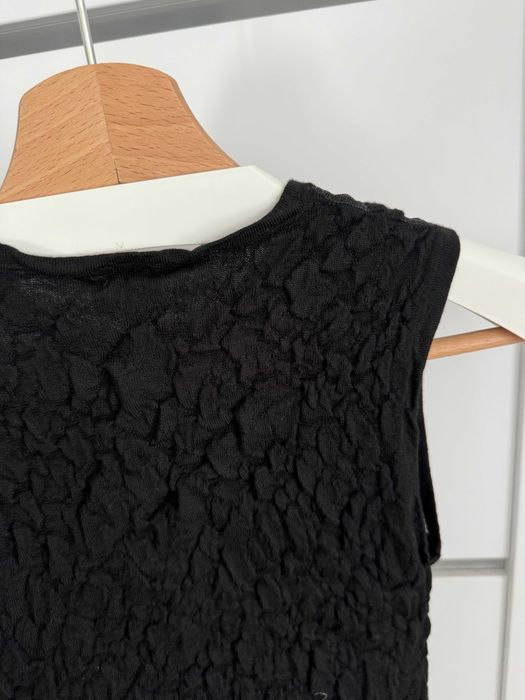 Top czarny Pinko XS elegancki sweterkowy dekolt siateczka