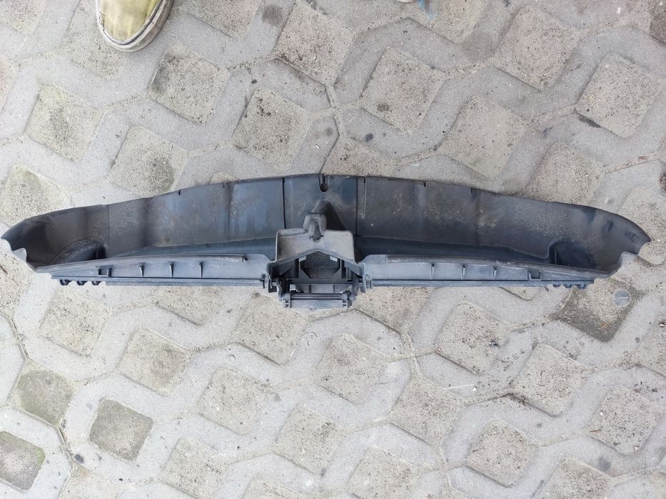 Wlot roleta żaluzja BMW E90 E91 E92 pas przód wysyłka
