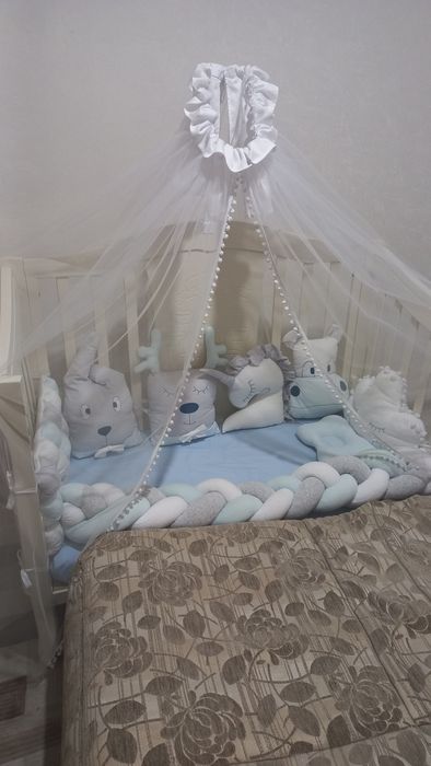 Детская кроватка