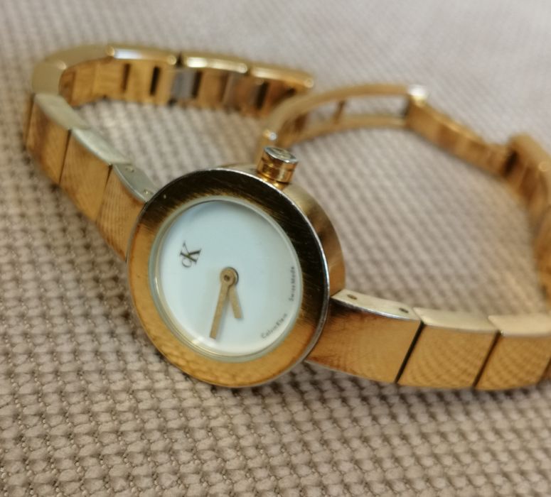 Zegarek CK oryginalny.  Plus 2 nowe baterie srebrowe