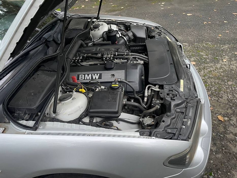 BMW 730i 2003рік газ/бензин