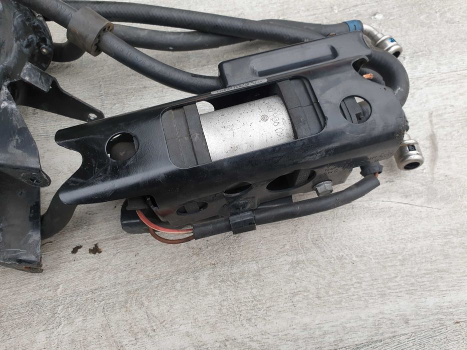 Audi A3 8P Golf Passat B6 2.0 TDI CBA Pompa paliwa filtr czujnik