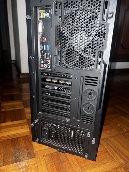 Computador gaming (Torre)