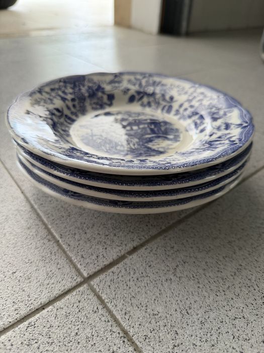 4 Pratos de Sopa Ironstone Tableware – padrão clássico azul466038941025587201