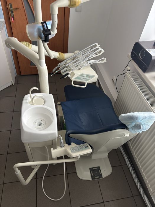 Стоматологічна установка.