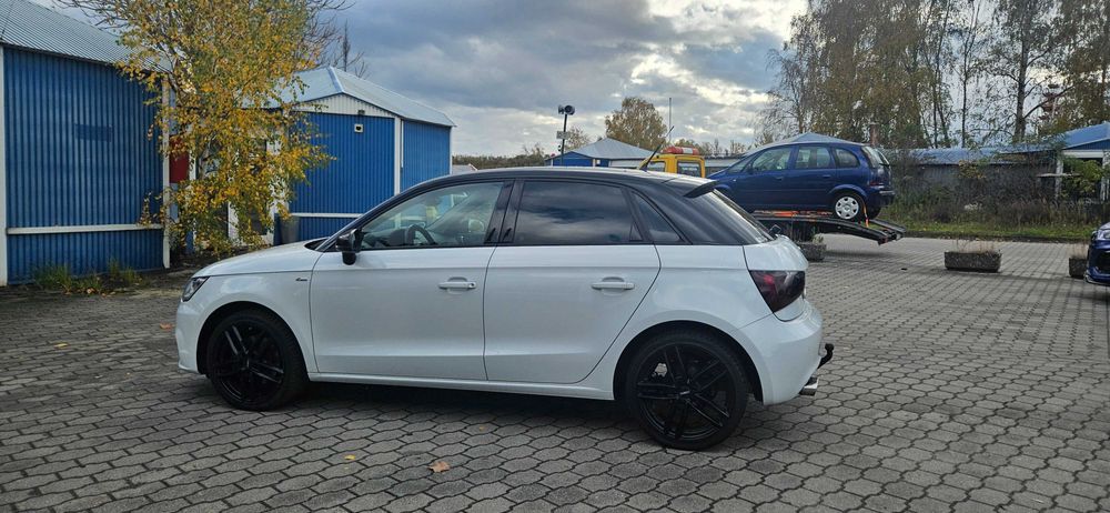 AUDI A-1 - SPORTBACK - S-LINE - 1.4 Benzyna - 5 Drzwi - Super Stan !