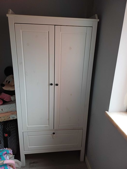 Roupeiro de criança ikea