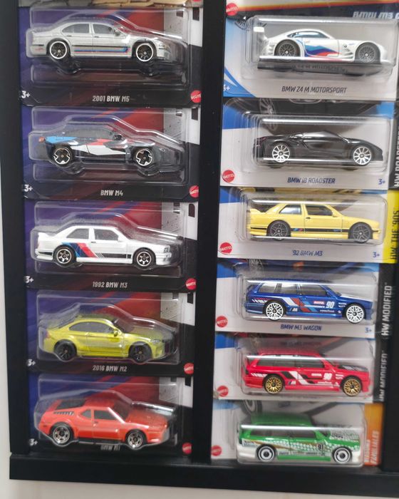 Zestaw Hot Wheels + 2 Tablici