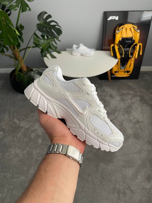 Жіночі кросівки преміум якості Nike V5 RNR