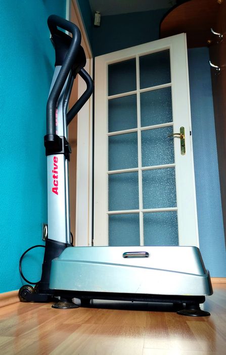 Platforma wibracyjna BH Fitness Active Power Yv16