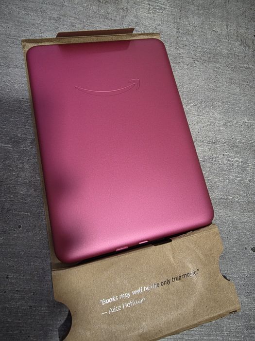 Kindle Paperwhite. 2025. 12 пок. 32Гб. Signature. Новий Червоний