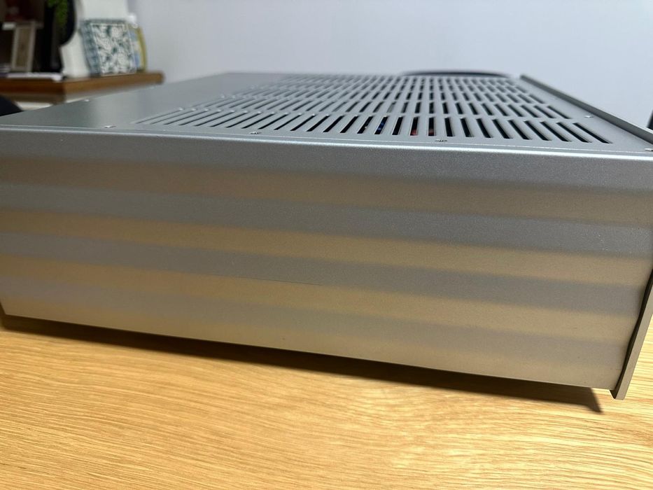Cambridge audio Azur 640R w bardzo dobrym stanie
