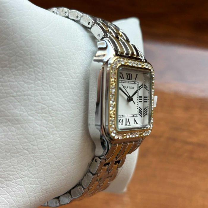 Жіночий годинник Cartier на браслеті комбінованого кольору  | Женские часы Cartier на браслете комбинированного цвета