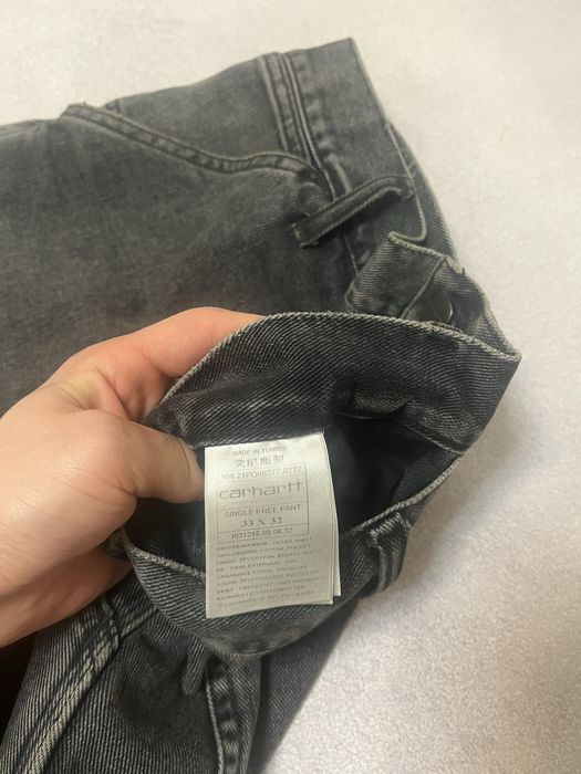 Carhartt work pants baggy