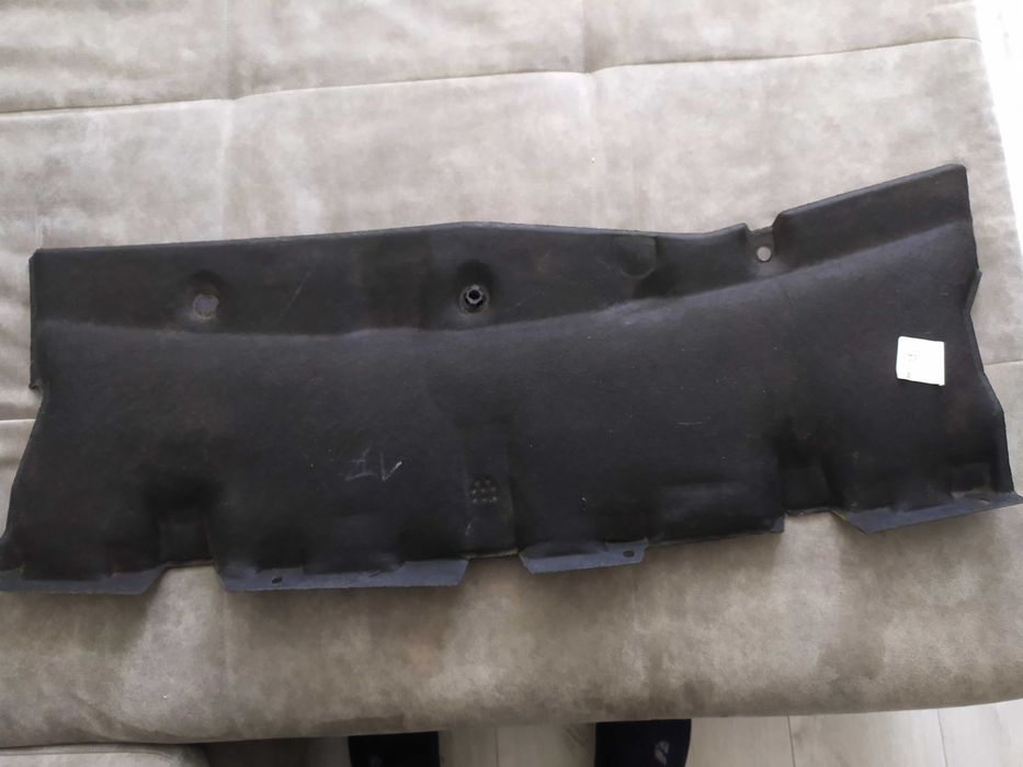 Шумоізоляція жабо Peugeot 3008