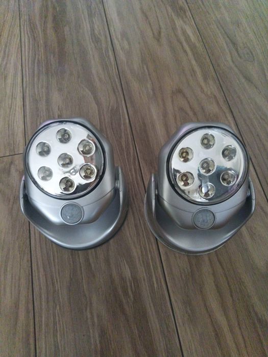 Lampa LED, na baterie do piwnicy/garażu,2szt, nowe