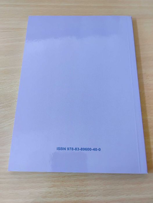 Książka "Człowiek i wychowanie", Jarosław Gara