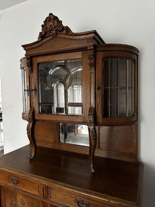 Antyczny dębowy kredens Ludwikowski z XIX wieku