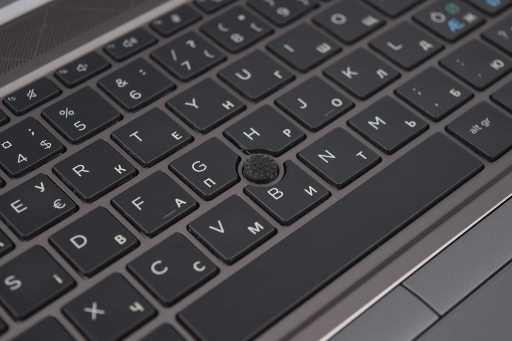 HP Zbook Firefly 15 G8 i7-1185G7 NVIDIA T500 (4 гб) 16/32гб Ноутбук 4G