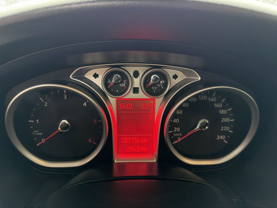 Ford fokus 2 покоління