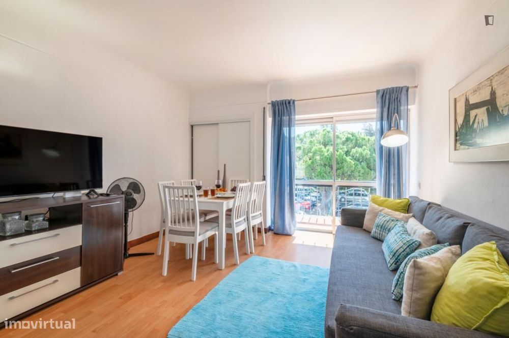 Apartamento com 1 quartos - localizado em Quarteira