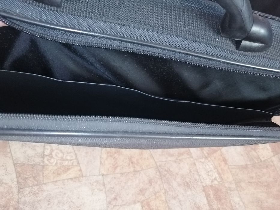 Сумка для документів і не тільки