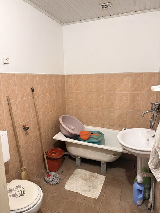 Затишна 1-кімнатна квартира площею 35 м² на 1 поверсі.