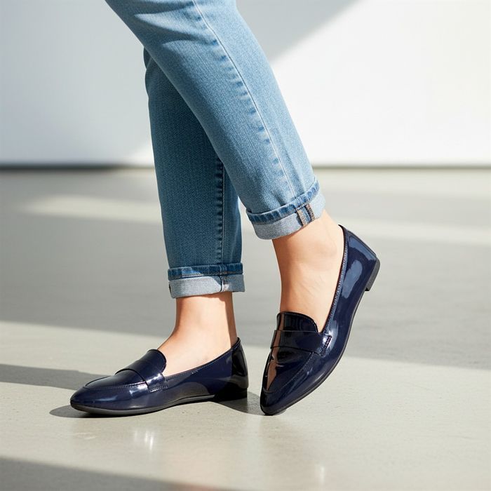 Baleriny damskie granatowe lakierowane eleganckie 6361 rozm. 40