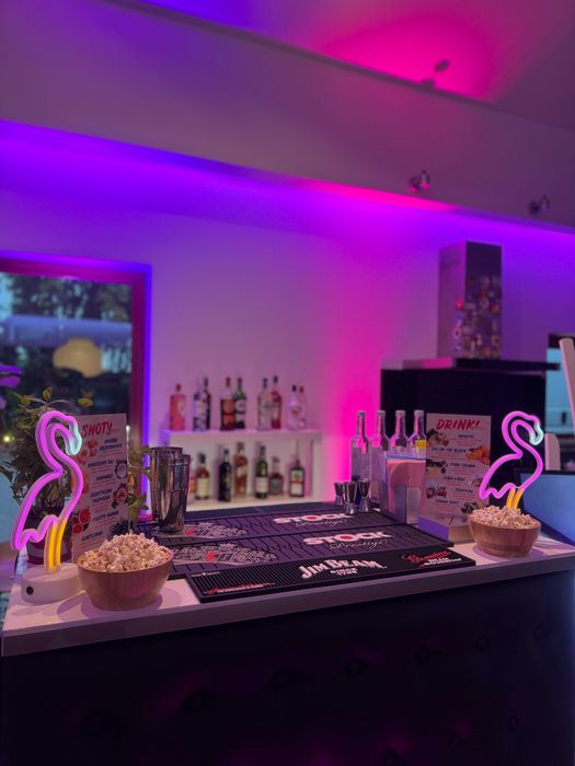 BARMAN na twoją imprezę MOBILNY BAR na wesela 18 40 eventy