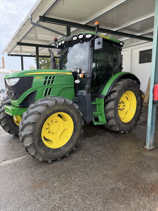 John deere 6125R