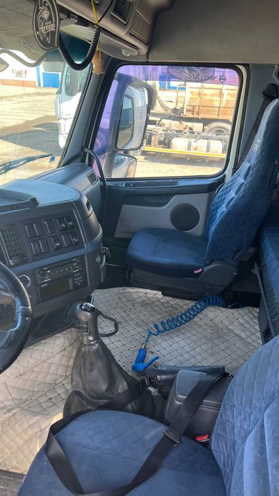 Volvo FH13 2008р кап ремонт двигателя