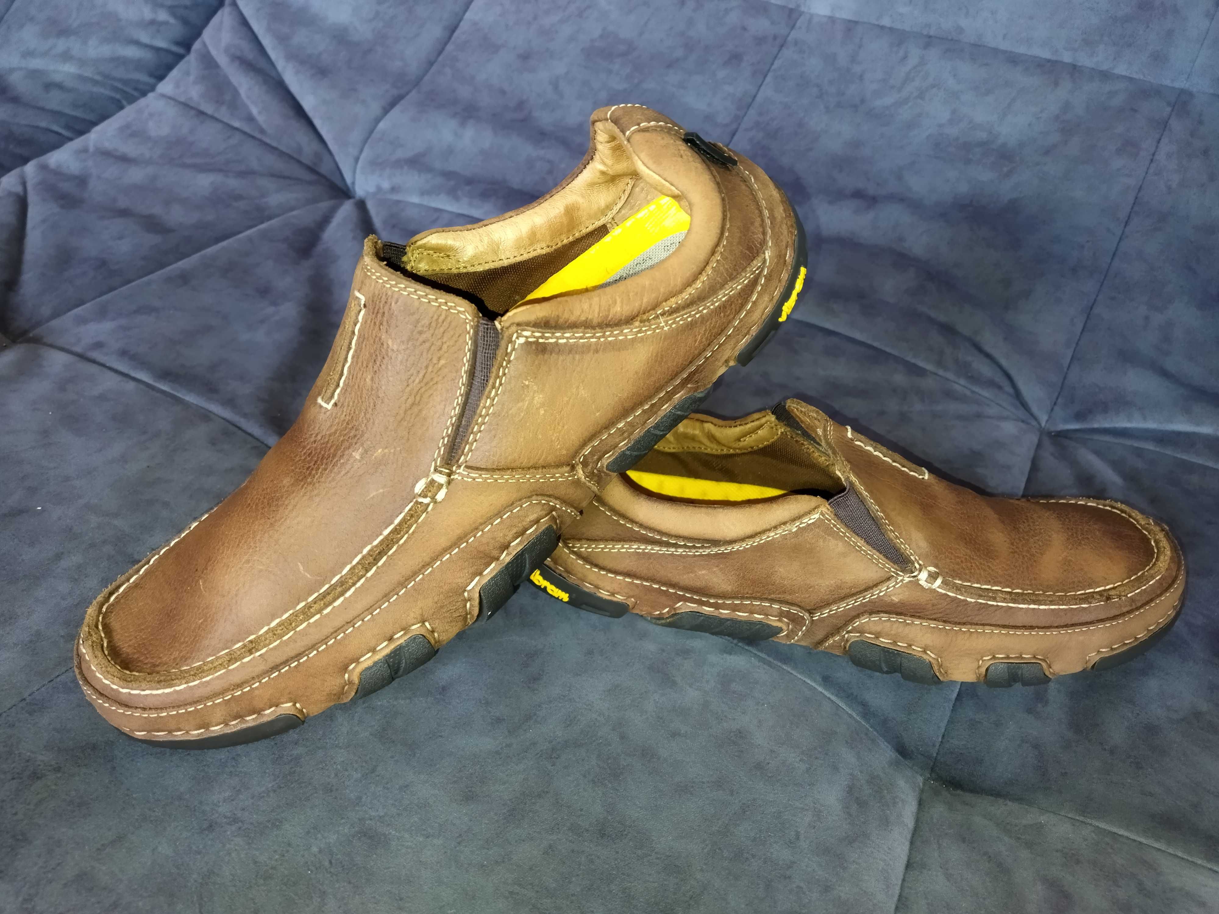 Hush puppies vibram deals
