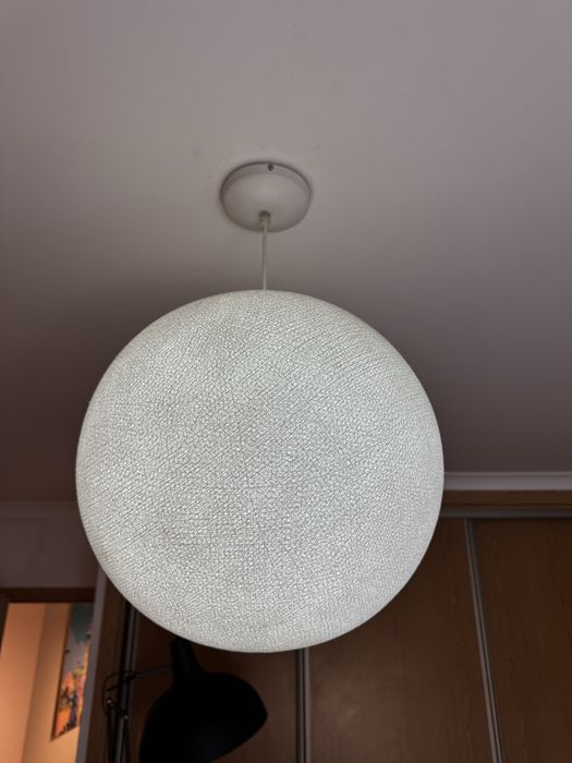 Candeeiro de Teto Areastore - Esfera Branca Texturada