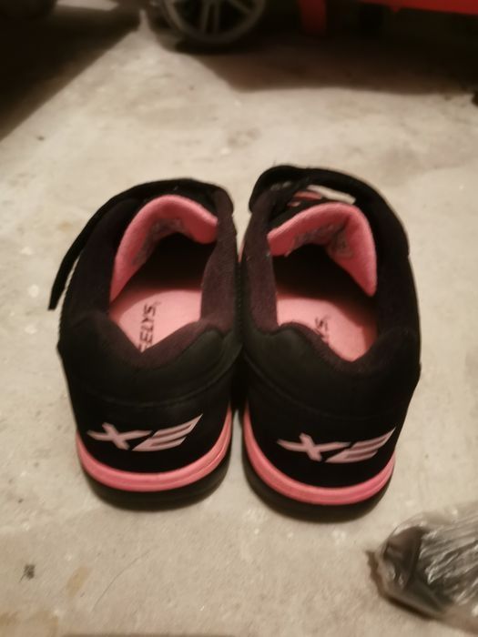 Wrotkobuty buty z kółkami wrotki 35