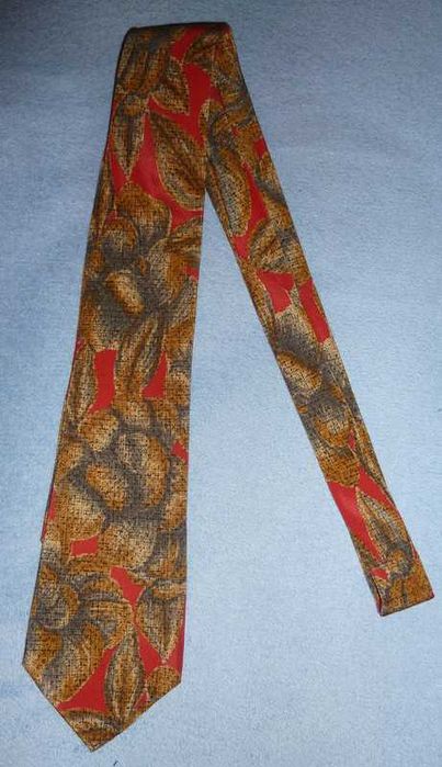 Ties (8) as new, silk, various brands, clearance price