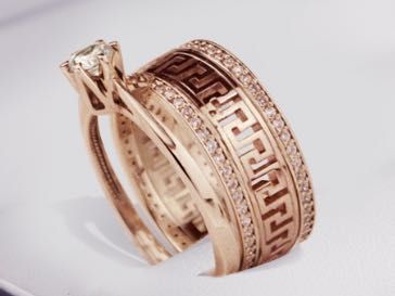 Pierścionek ze złota wysadzany diamentami | TYVODAR.COM